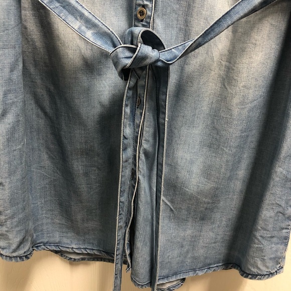 ASOS SIGNATURE 8 Belted Chambray Button Down Dress - Picture 8 of 8